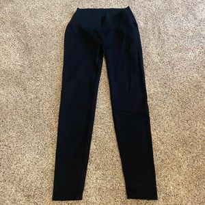 Linear Leggings Black